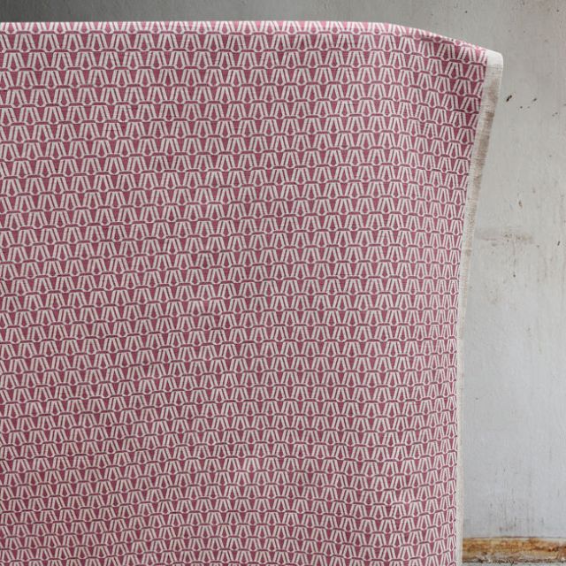 Elva Cherry - Natural curtain fabric, Red contemporary print