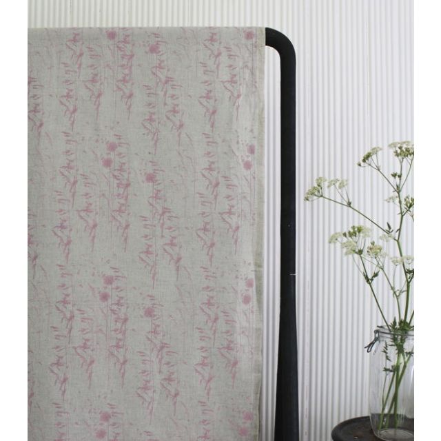 Breeze Dusty Pink - Curtain fabric with Pink botanical pattern
