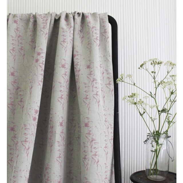 Breeze Dusty Pink - Curtain fabric with Pink botanical pattern