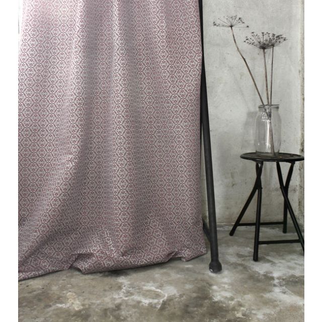 Brita Dusty Pink - Curtain fabric printed with dusty Pink