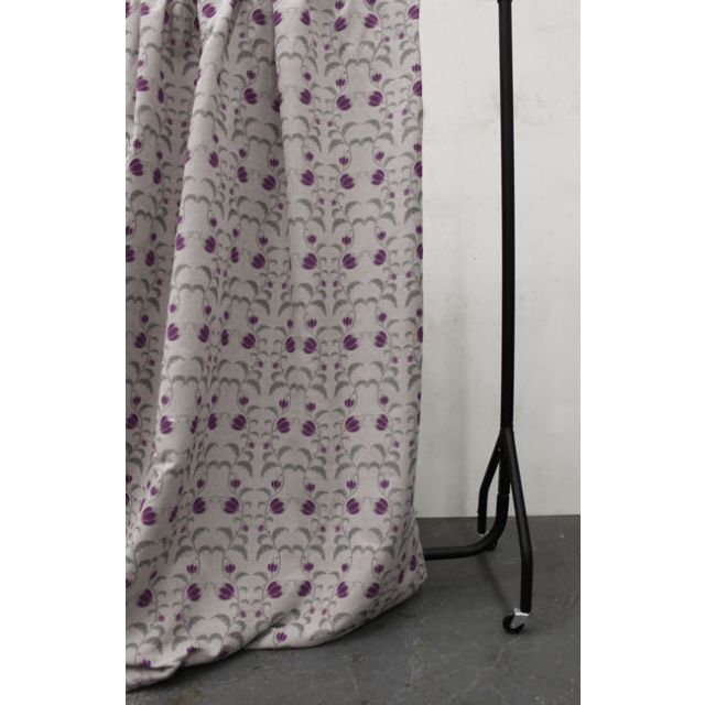 Dana Grape - Curtain fabric with purple / grey flower print
