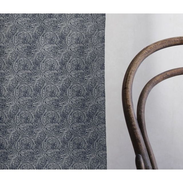 Gigi Ink - White fabric with dark Blue paisley print, 100% Linen
