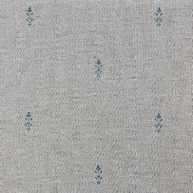 Asli Marine - Natural fabric with classical Blue pattern