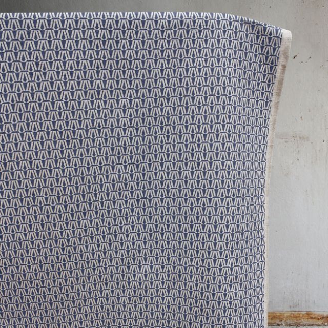 Elva Night Blue - Natural curtain fabric, Dark Blue contemporary print