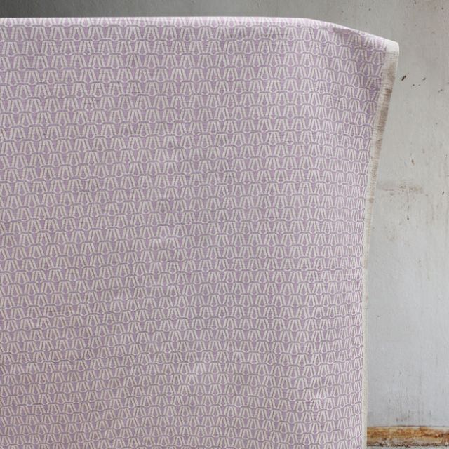 Elva Powder Rose - Natural curtain fabric, Pink contemporary print