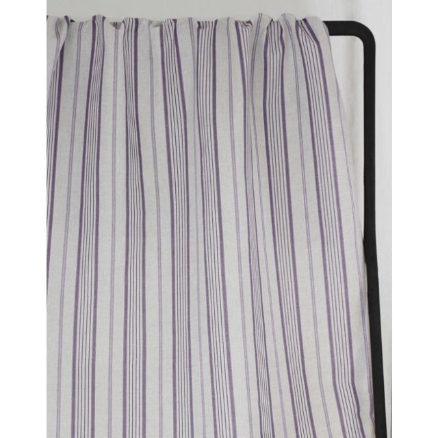 Freja Powder Plum - Curtain fabric with Purple stripes