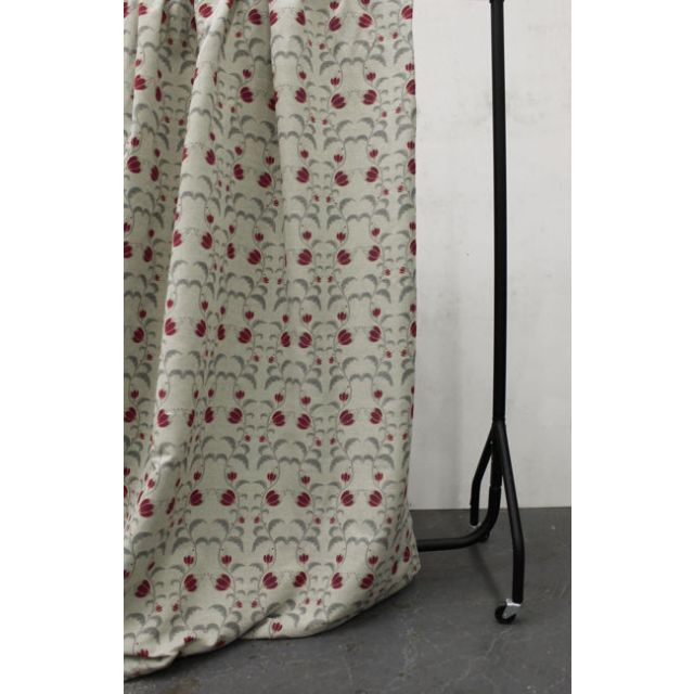Dana Wine - Curtain fabric with red / grey print